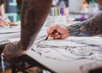 Mike García El Joven Tattoo Artist Que Está Siendo Tendencia Por Su Fine Line Y Micro Realismo