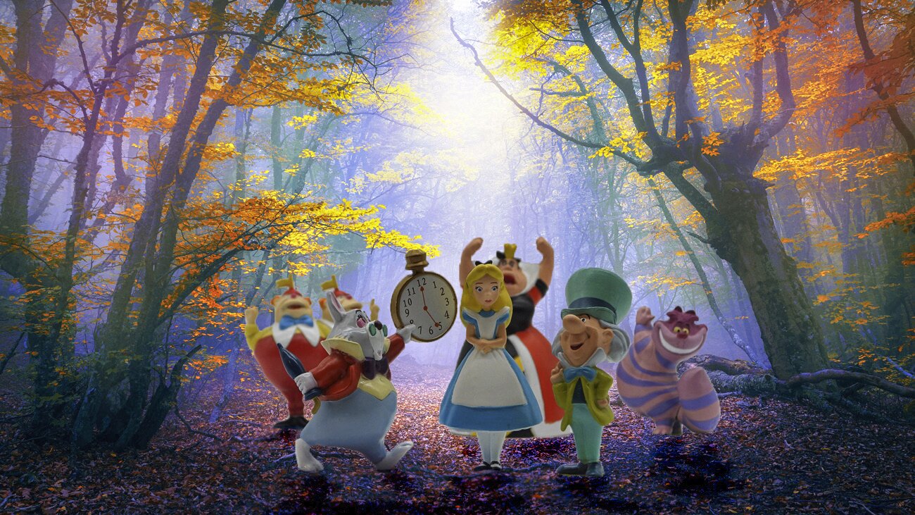 Clued Upp Games Alice In Wonderland CDMX (1)