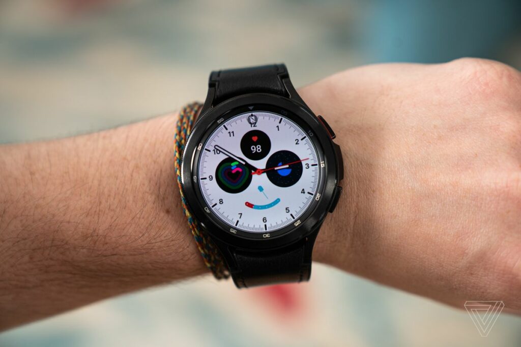Samsung-Galaxy-Watch-4-2021-1024x683