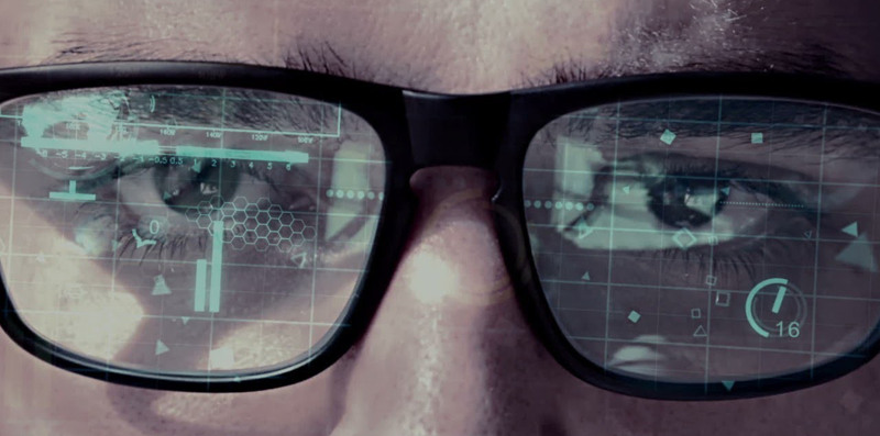 ray-ban-y-facebook-lanzaran-unas-gafas-inteligentes-en-2021