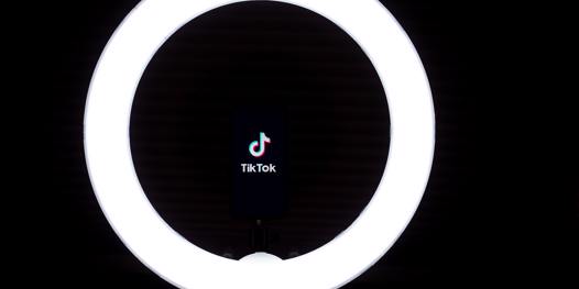 cuidado-tiktok-aun-no-elimina-clip-grafico-de-suicidio-que-se-ha-viralizado